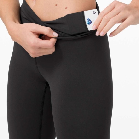 Lululemon Wunder Train High-Rise Crop 21” Black Everlux Leggings Size 2 Like New - Picture 4 of 8